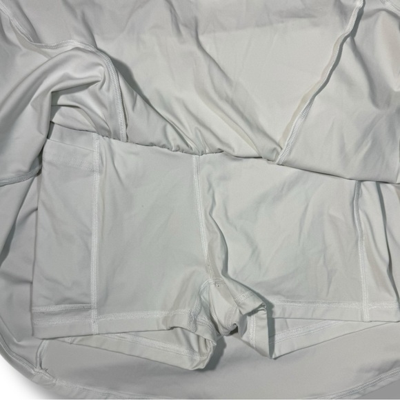 Gilly Hicks Women’s Active Skortie White Size XS - Picture 2 of 9